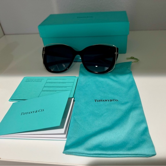 Tiffany & Co. Large Cat-Eye Sunglasses - Picture 4 of 7